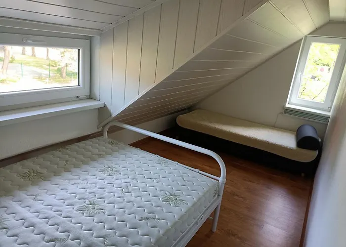 Large With Parking *