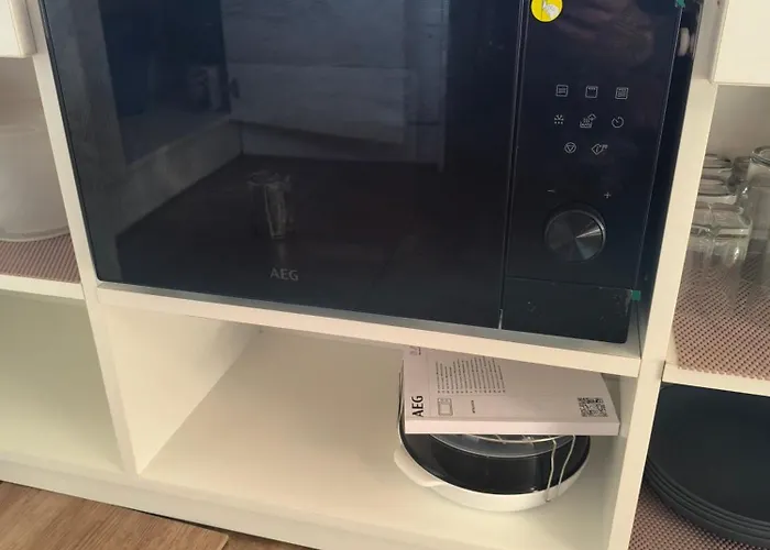 Large With Parking Apartment *